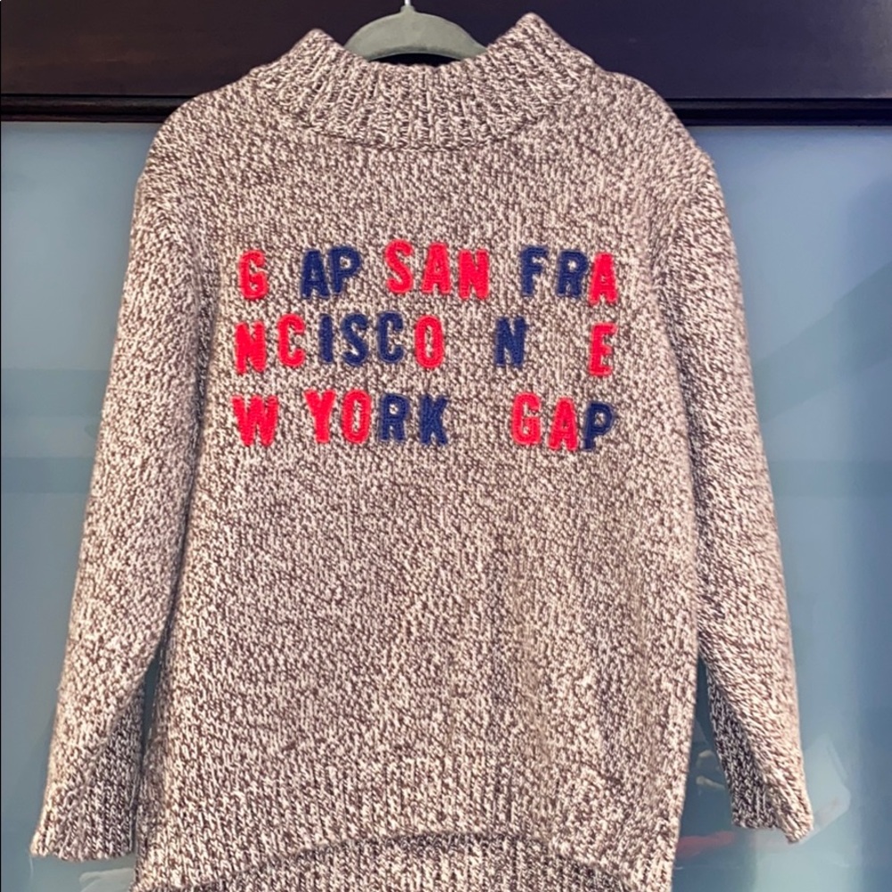 Gap boys sweater
